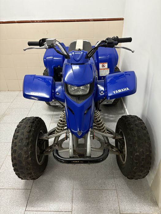 Moto 4 Yamaha 200 cc 2 tempos - 1 Dono - pneus Origem