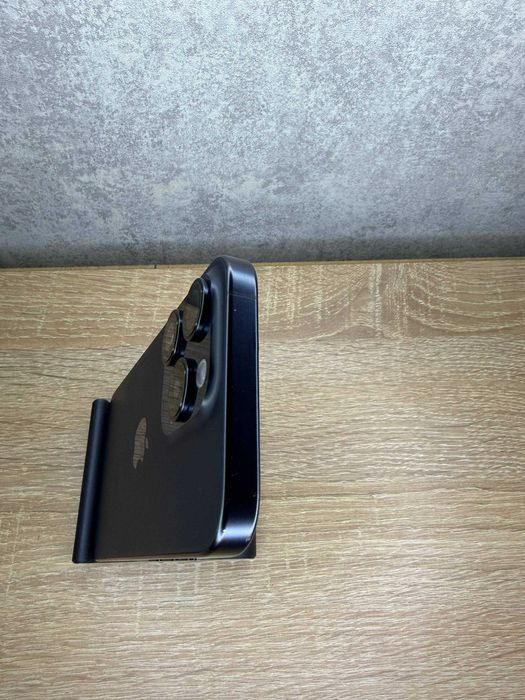 Iphone 15 pro 256 gb, гарний стан, магазин, айфон 15 про 256