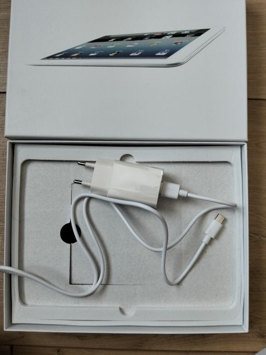 Планшет Samsung tab14  8/128гб