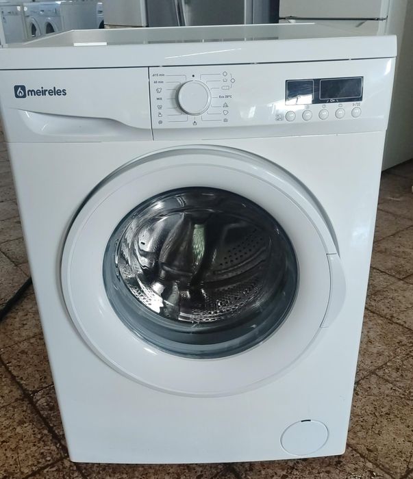 Máquina de lavar roupa 7kg