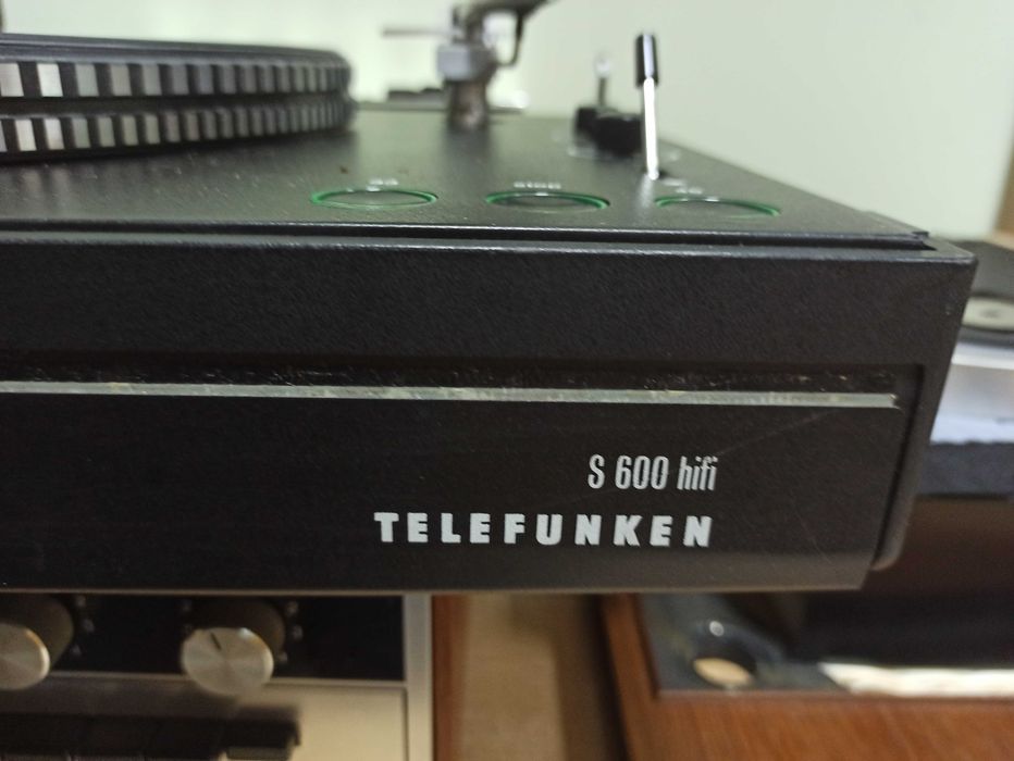 Програвач платівок Telefunken S 600