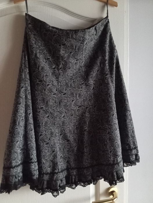 Spódniczka w stylu gotyckim
