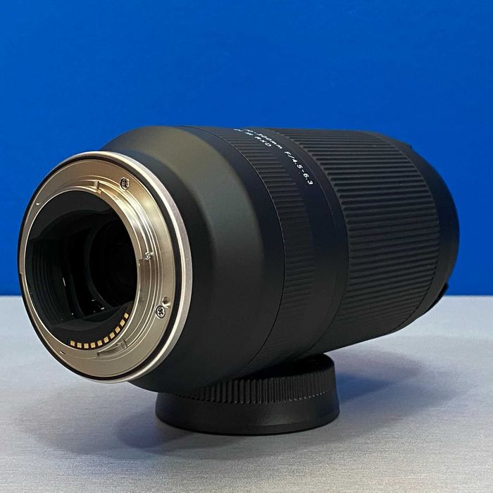Tamron 70-300mm f/4.5-6.3 Di III RXD (Sony)- NOVA - 5 ANOS DE GARANTIA