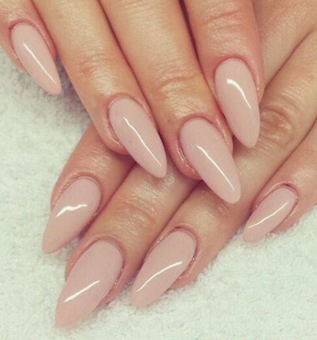 Paznokcie ,pedicure rzesy makijaż