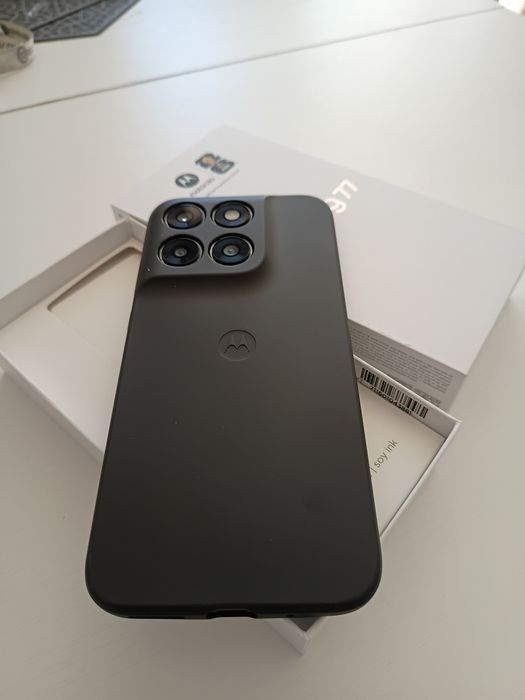 Motorola Moto G77