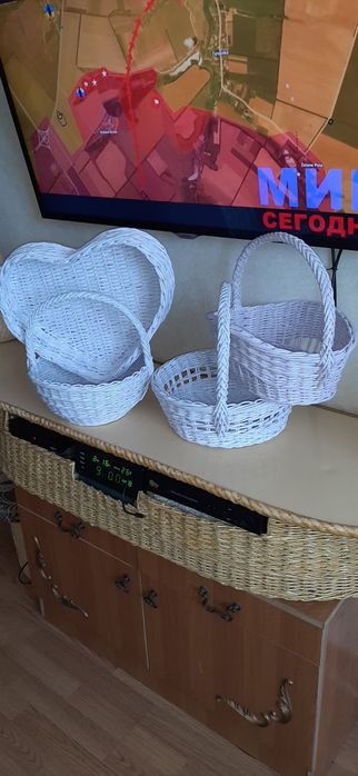 Корзины  плетеная из эколозы