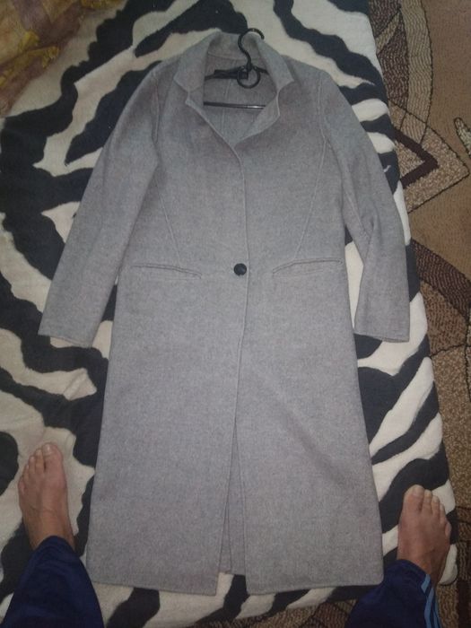 Пальто осеньне весеннее Zara