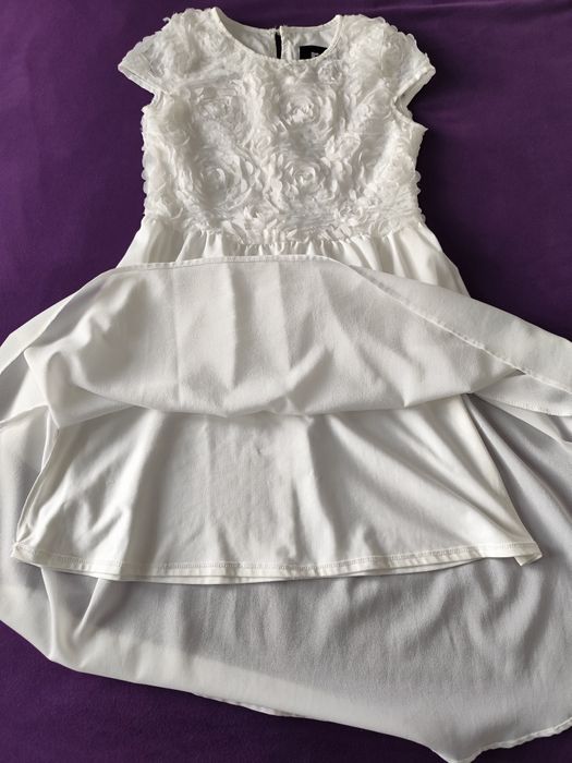 Sukienka elegancka ecru