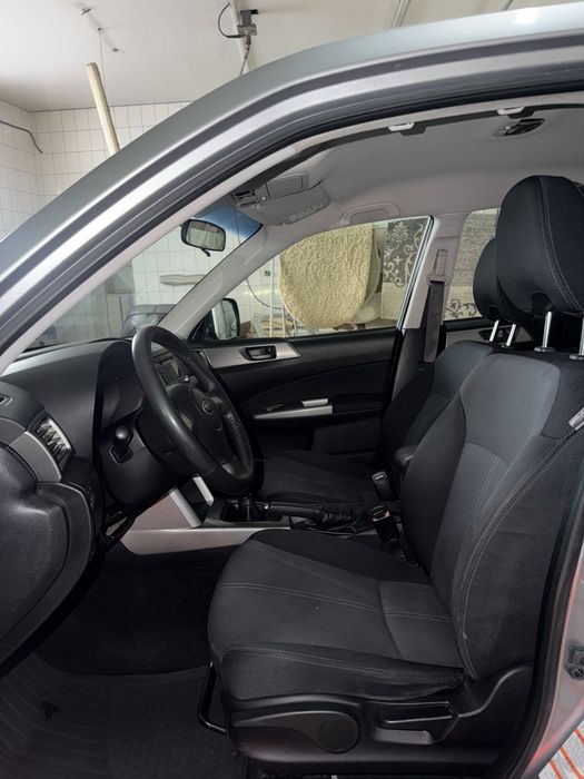 Subaru Forester 2011 Год  под растаможку