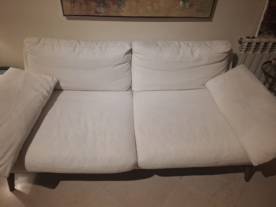 Sofá branco Area