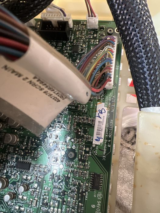 Mercedes Viano - ecrã mais dvd tablier de cima