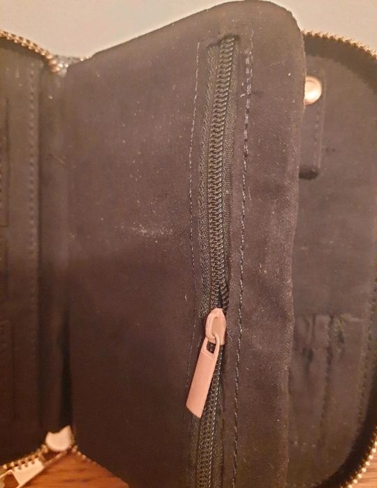 Etui na biżuterię