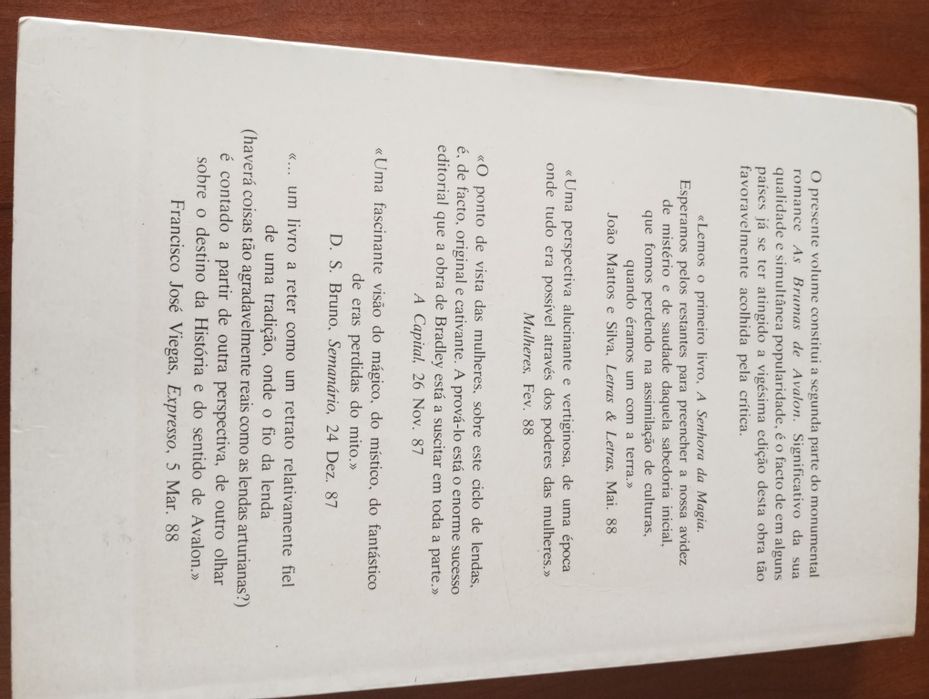 Marion Zimmer Bradley - As brumas de Avalon Rainha Suprema