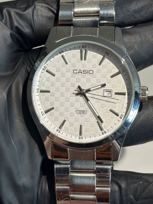 Годинник Casio MTP-VD03/наручные часы