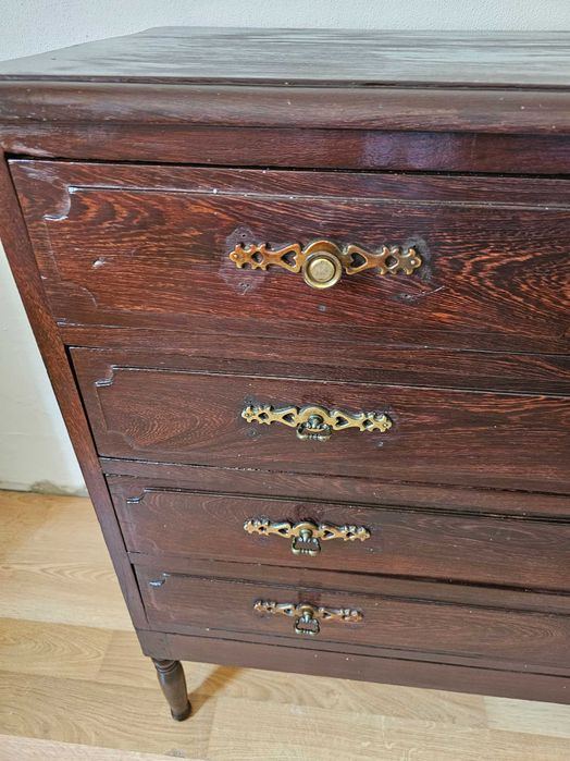 Comoda 5 gavetas em pau preto moçambique