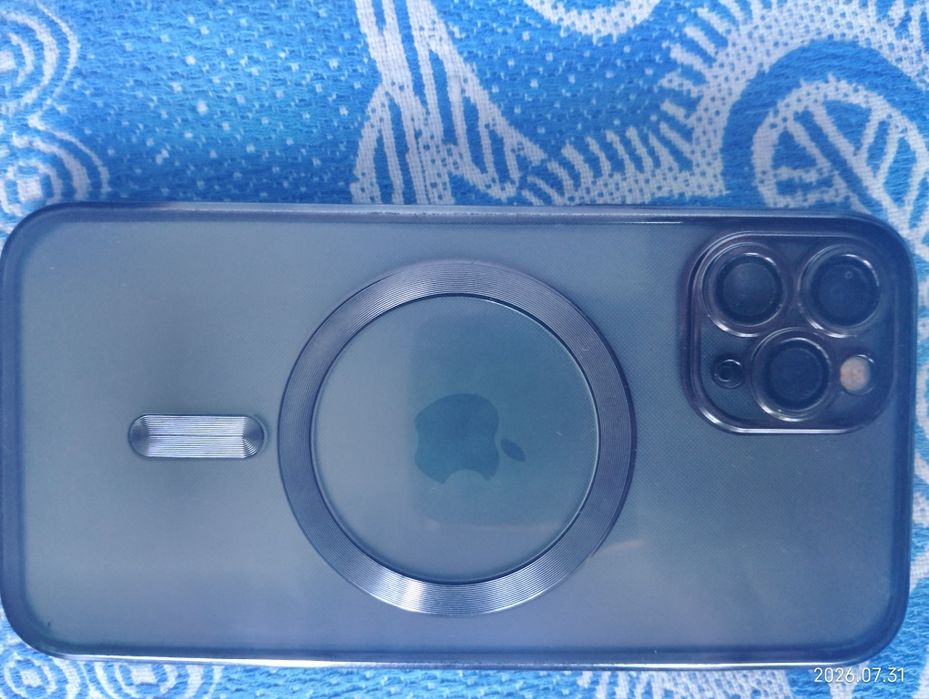 iPhone  11  pro .