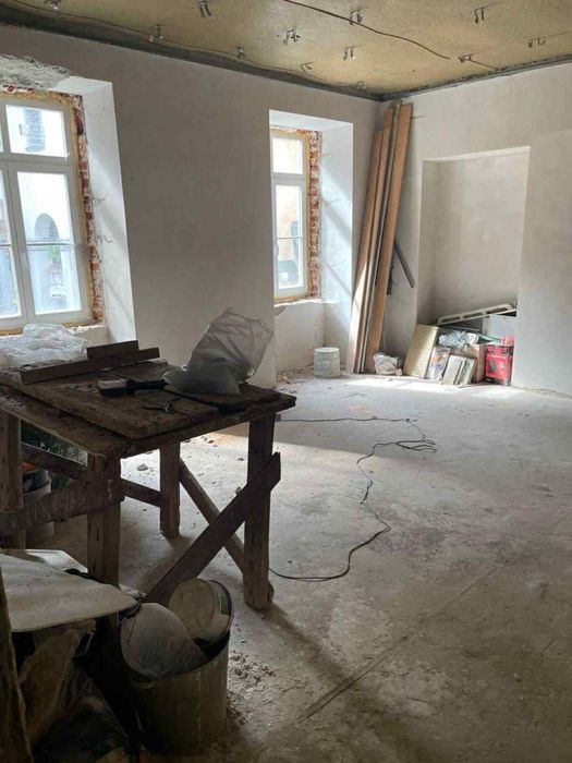 Продаж фасадного приміщення в центрі Львова, 50 м.кв. , 159 000$