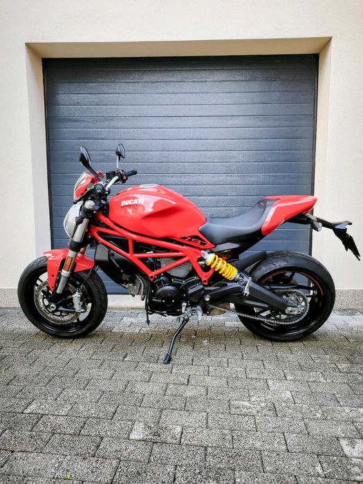 Ducati Monster 797