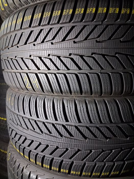 255/45 R20 Hankook Ion Isept SUV шини б/у зима ПАРА