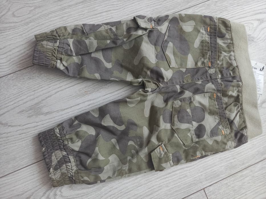Spodnie moro dla chłopczyka 68, nowe