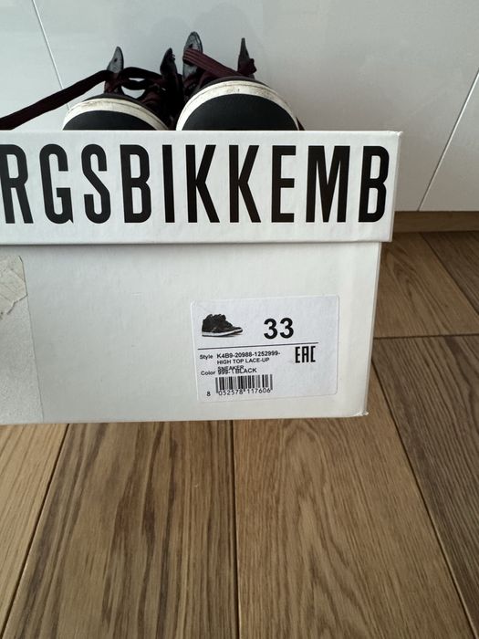 Продам дитячі кросівки Bikkemberg у чудовому стані