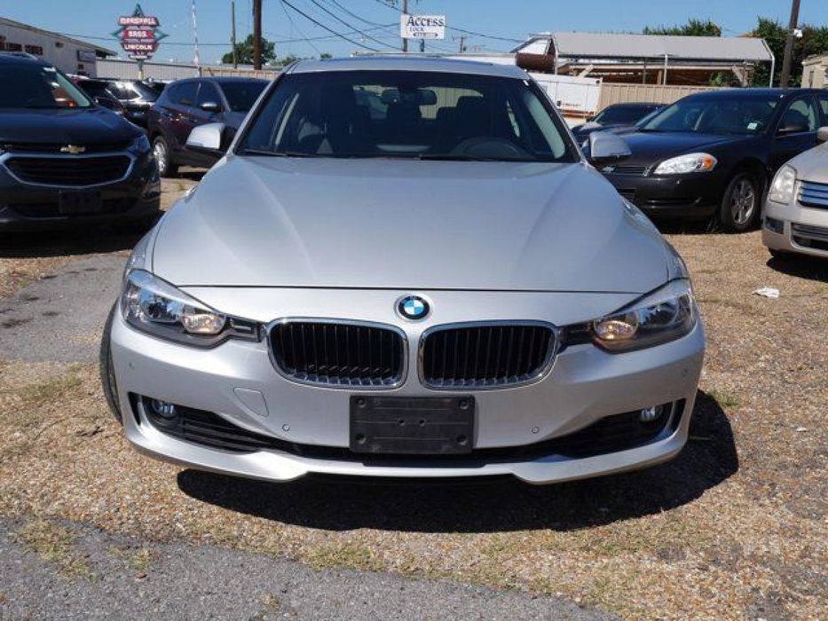 Бампер BMW 3 F30 2011-2018  разборка бмв ф30 запчастини