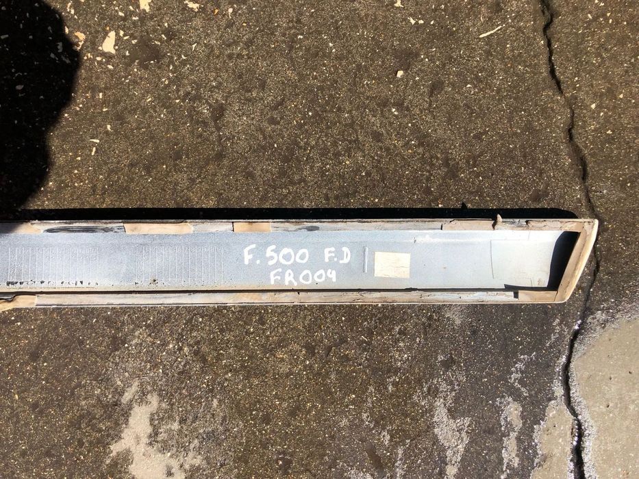 FIAT 500 FRISO PORTA DIREITA - FR004