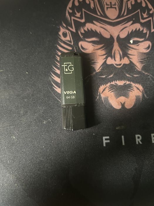флешка на 64gb
