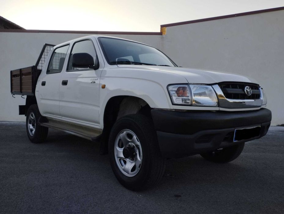 Toyota Hilux 4x4 cabine dupla ano 2004