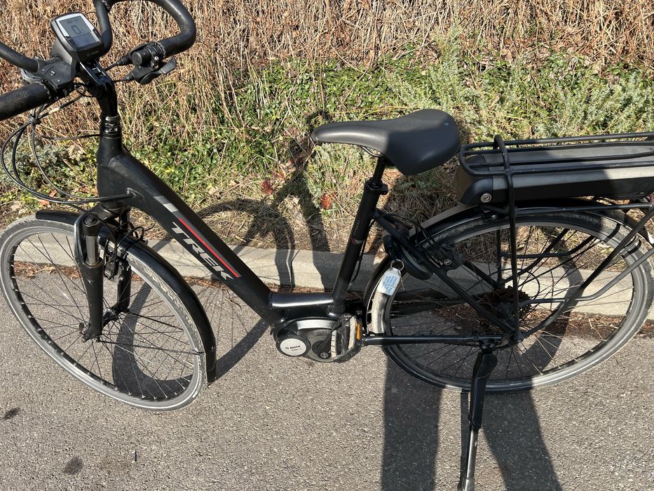Holenderski rower elektryczny TREK silnik centralny BOSCH 36V /A