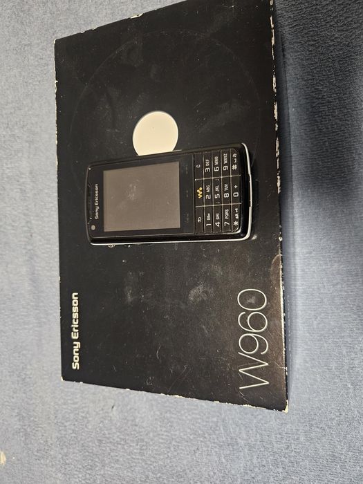 Sony Ericsson W960