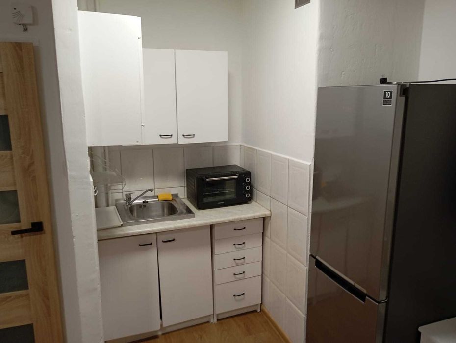 Kawalerka umeblowana z balkonem