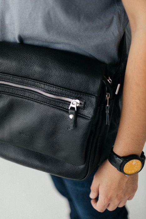 Шкіряна чоловіча сумка, чорна сумка на плече, барсетка зі шкіри