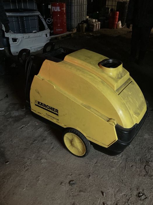 Автомийка високого тиску  професійна   KARCHER керхер