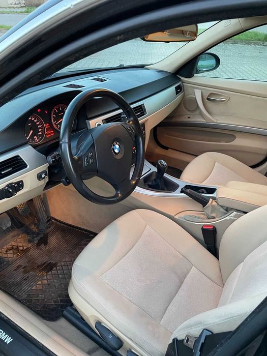 BMW e90 z silnikiem n52b25 + LPG, polski salon