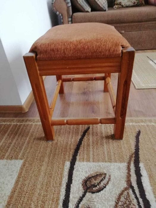 Krzesełko z nowym obiciem