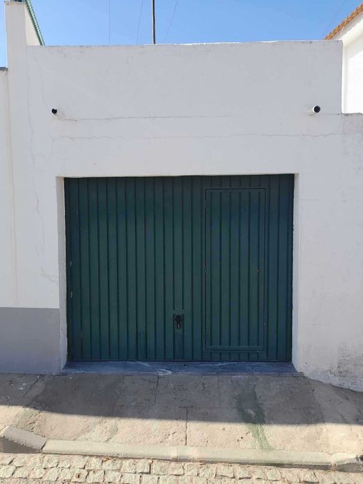 Moradia V3 de 1º Andar em Nossa Senhora Neves- Beja