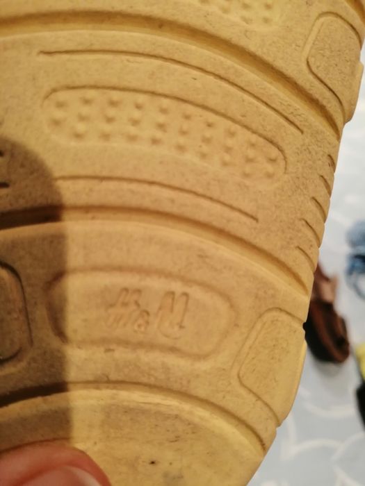 Sandálias menina tamanho 24/25