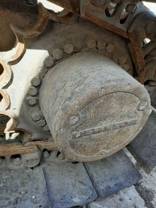 Zwolnica do koparki gąsienicowej LIEBHERR R924 B