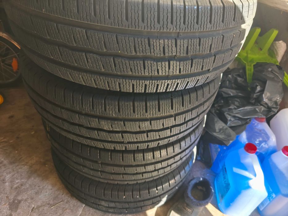 Sprzedam opony 225/70R15 112R WINTERGRIP VAN