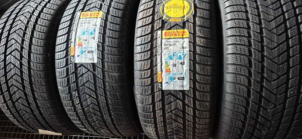 PIRELLI Winter SCORPION    285/40R20   104W.