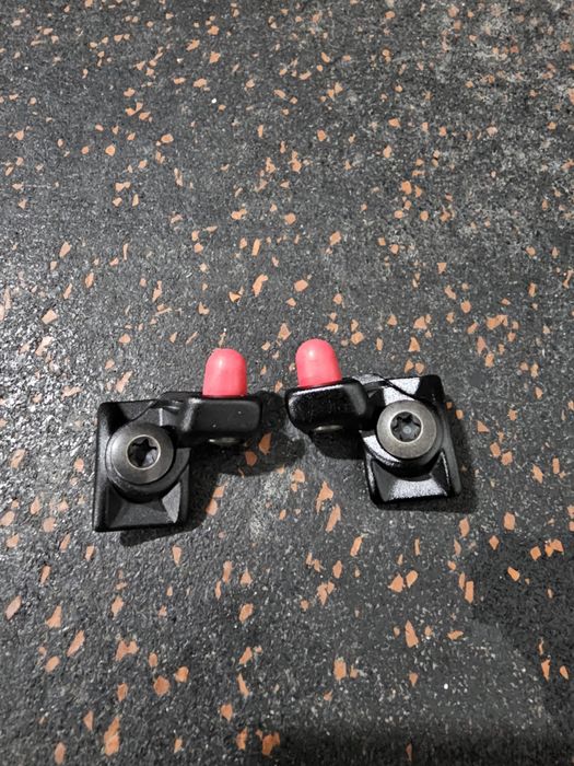 Material Sram novo e outros