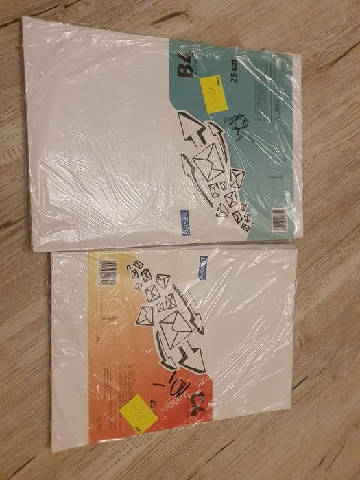 Zestaw dużych  kopert 2 op , każda paczka zawiera 25szt