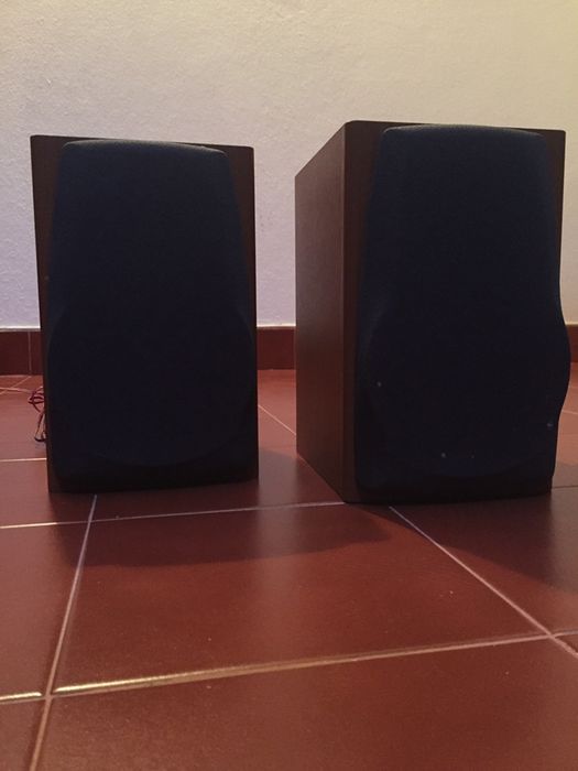 Colunas p\ aparalhagem