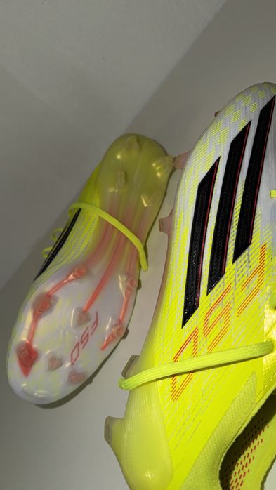 Chuteira Adidas F50 Nova