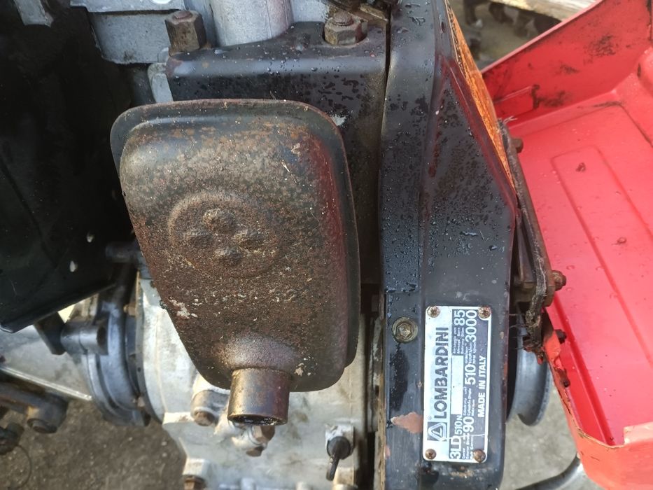 o das fotos , impecável , valpadana 14 CV diesel com fresa