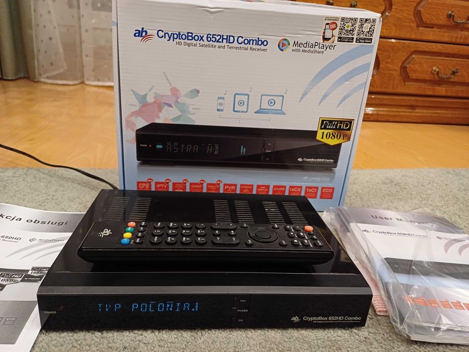 Dekoder odbiornik satelitarny CryptoBox 652HD Combo + WiFi/USB AB