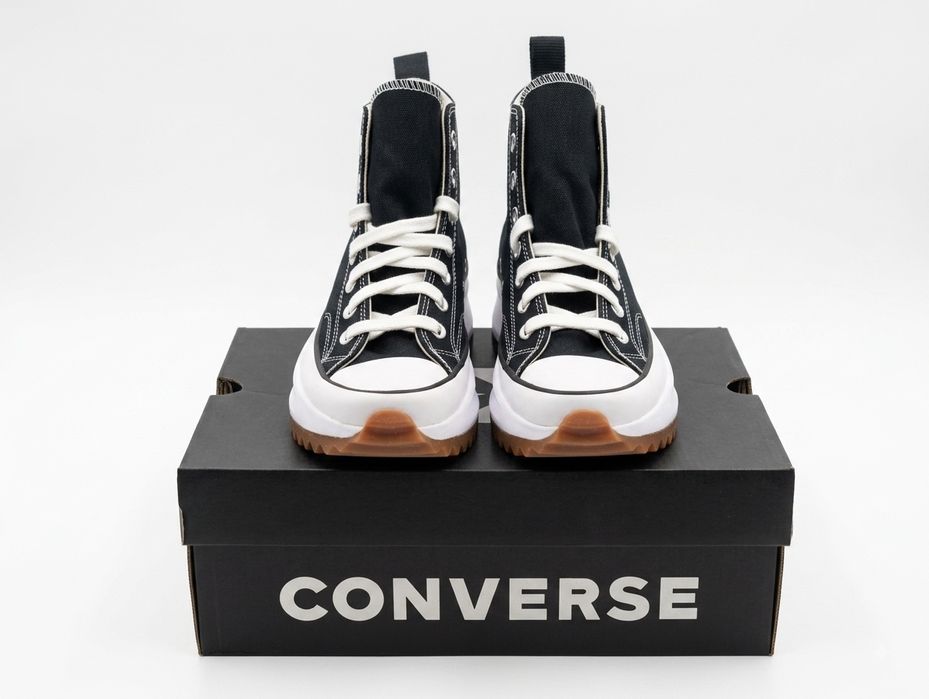 Converse Run Star Hike