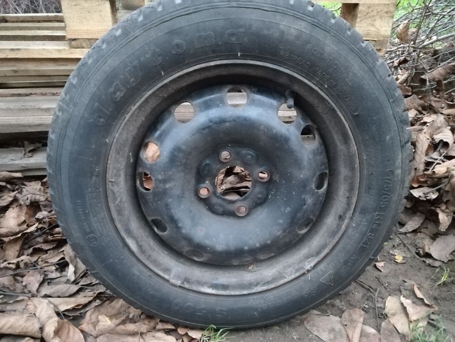 Opony zimowe na felgach