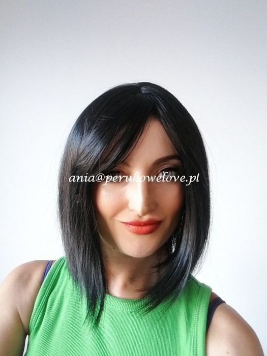 Peruka czarna bob na co dzień WŁOSY jak naturalne peruki damskie